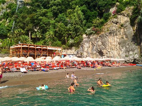 positano beach club arienzo.